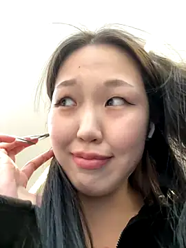 Aiko_Umi naked in live sex video chat