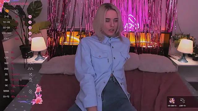 al3xm0rgan naked in live sex video chat