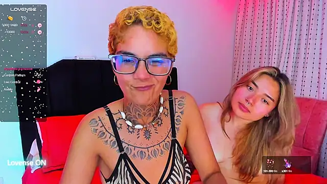 anaroman01 naked in live sex video chat