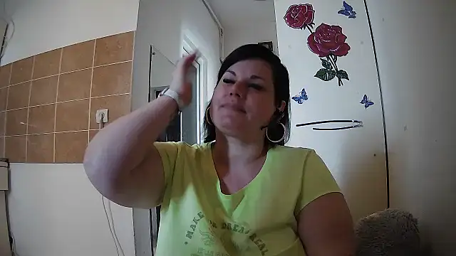 AndradaBlum naked in live sex video chat