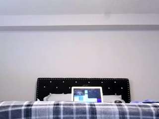 Baddie_kiki on webcam for live free nude chat now