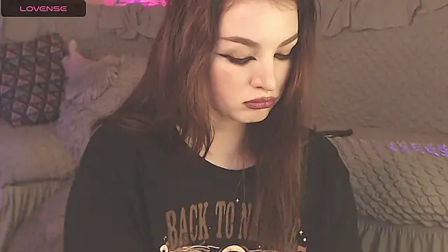 BritneyBarker naked in live sex video chat