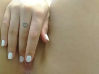 Cute-Sofia1 on webcam for live free nude chat now