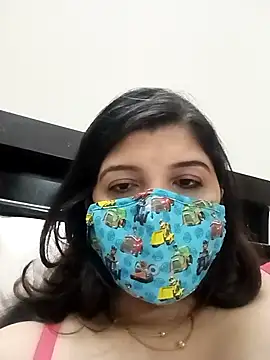 Errorrrrr404 naked in live sex video chat