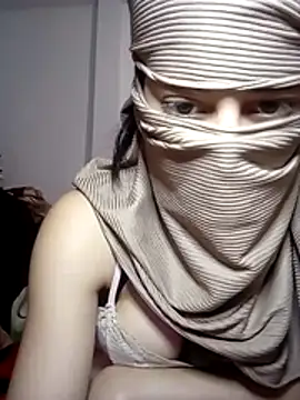 Hot-ass-fucking naked in live sex video chat