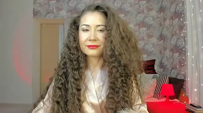 KarinaSweeety naked in live sex video chat