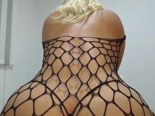 kloetthot on webcam for live free nude chat now