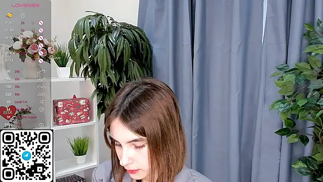 LinetteFairbrother naked in live sex video chat