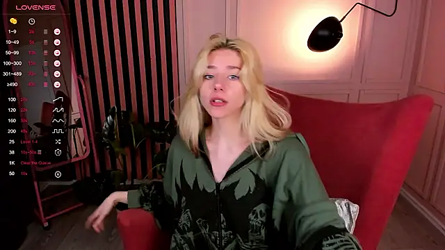 Mary_Leep naked in live sex video chat