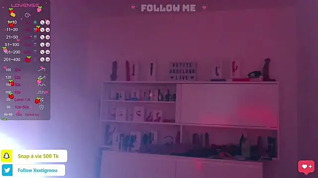 PetiteAngel666 naked in live sex video chat