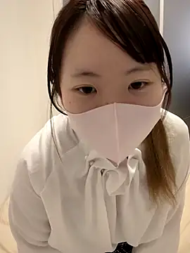 Rei_1110 naked in live sex video chat