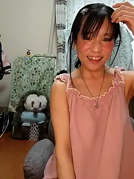 renapiyon8182 naked in live sex video chat