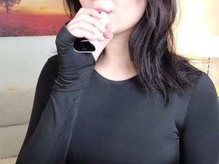 Sandy-Sun on webcam for live free nude chat now