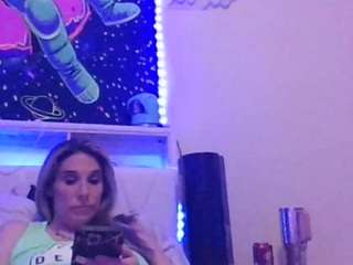 Sarahstarr2020 on webcam for live free nude chat now