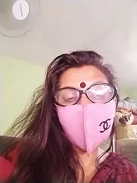 SHALINI_GEE naked in live sex video chat