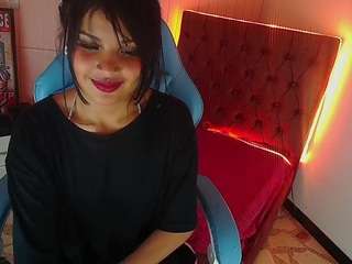 sofhi19 on webcam for live free nude chat now