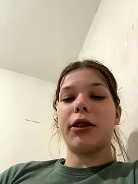 sophiamlf naked in live sex video chat
