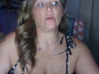 thattexasgurl on webcam for live free nude chat now