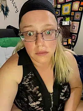 Toybox13_Pika naked in live sex video chat