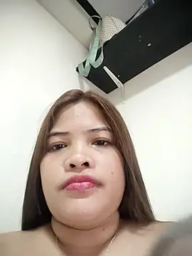 Working_Asian_Princess naked in live sex video chat