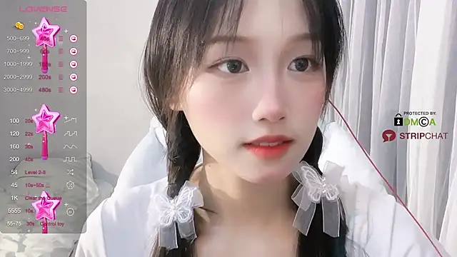 xinyao_bb naked in live sex video chat