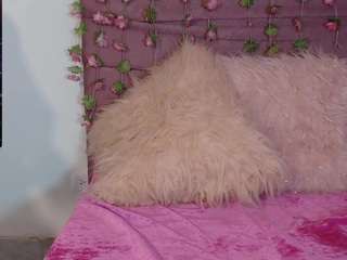 Aiitanaa on webcam for live free nude chat now