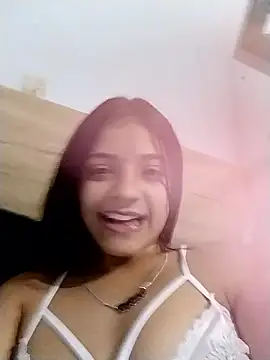 Amy-Smith naked in live sex video chat
