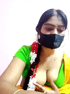 Bengali_Sexy_bhabhi naked in live sex video chat
