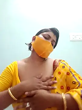 Bengali_Sexy_bhabhi_ naked in live sex video chat
