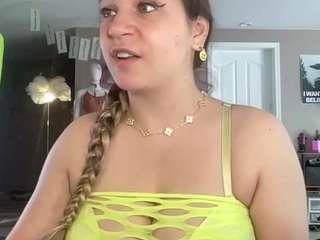 BustyPrincessLeila on webcam for live free nude chat now