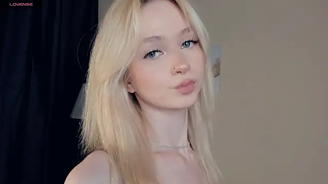 CathyPalmer naked in live sex video chat