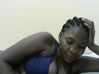 curvy-shannil on webcam for live free nude chat now