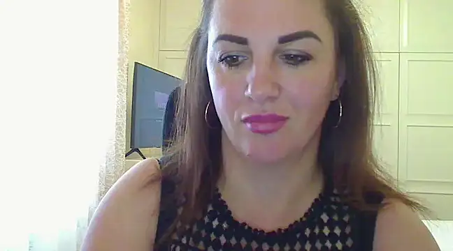 Dina0908 naked in live sex video chat