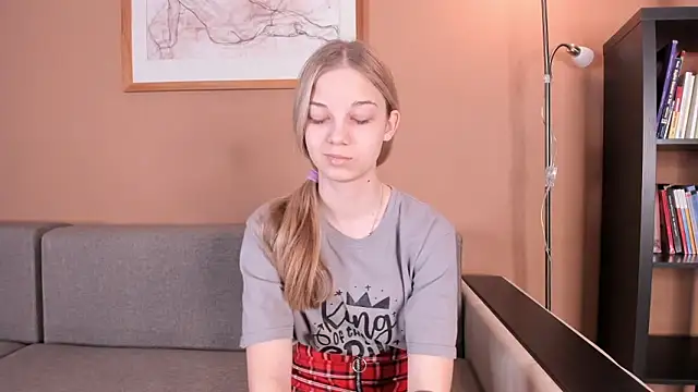 DreadfulSnuff naked in live sex video chat