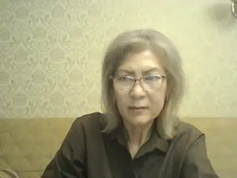 Elegant00Lady naked in live sex video chat