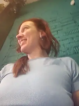 Exhibitionsplit naked in live sex video chat