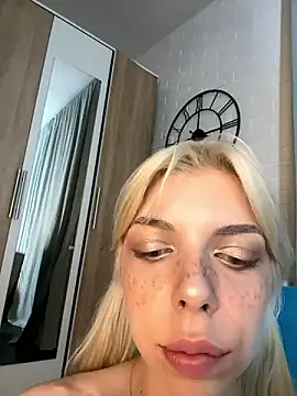 Hannah_Carr naked in live sex video chat
