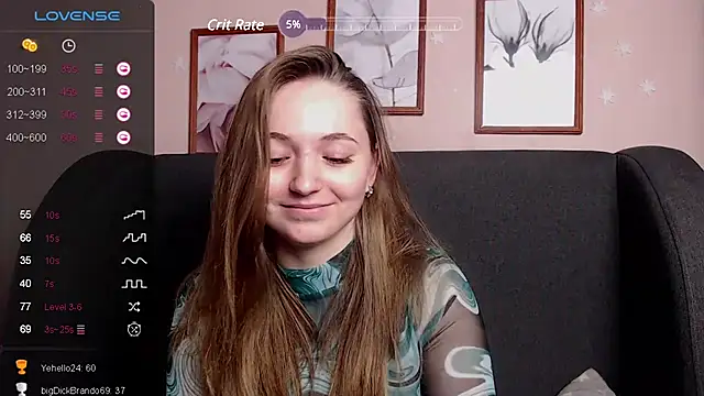hiddes_joo naked in live sex video chat