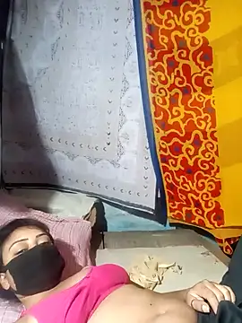 Jyoti-05 naked in live sex video chat