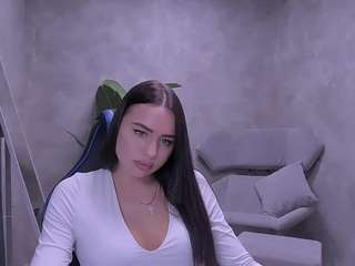 LaraWarrior on webcam for live free nude chat now