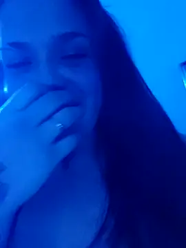 Lolabunnyx69 naked in live sex video chat