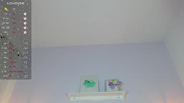 LouiseeScarleth naked in live sex video chat