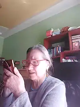 MaddisonLove65 naked in live sex video chat