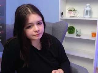 Maria-Kelly on webcam for live free nude chat now