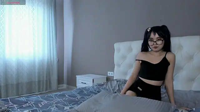 mi_ledy naked in live sex video chat