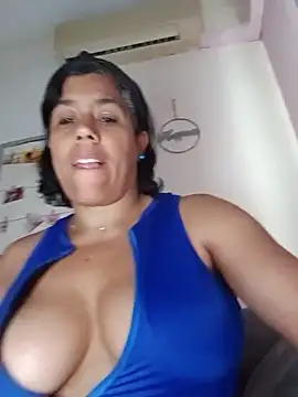 Molly_newman6 naked in live sex video chat
