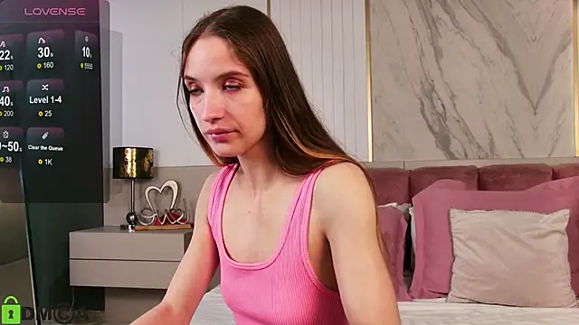 NicolleMiles naked in live sex video chat