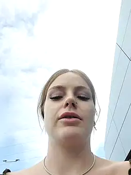 Piinkpandora naked in live sex video chat