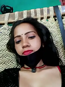 Poojashrma33 naked in live sex video chat