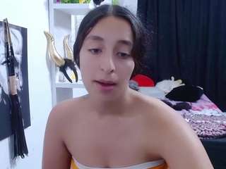 selena-colliins on webcam for live free nude chat now